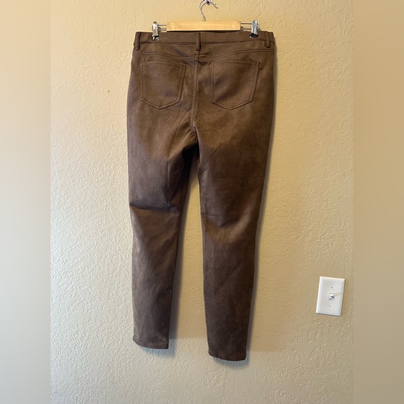 Time and Tru XL 12-14 Large Faux Suede Brown Pull On Skinny Pants - Picture 3 of 8